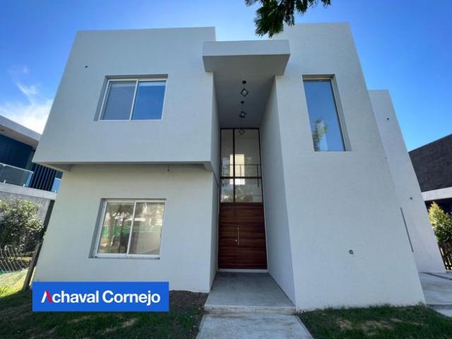 VENTA y ALQUILER Casa en Vistas Puertos Escobar 3 dormitorios, escritorio, pileta