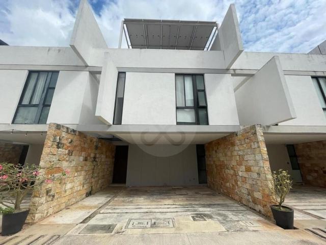Venta y Renta de Townhouse en Benito Ju?rez Norte, M?rida con Paneles Solares