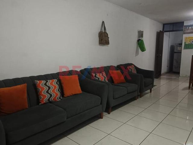 Venta Acogedora Casa De 4 Pisos Más Azotea