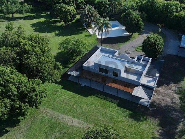 Venta / Alquiler – Casa a estrenar en Barrio Cerrado Chacras del Molino, Exaltación de la Cruz