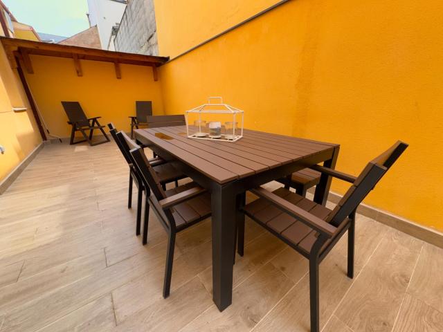 VENTA: Amplio piso en Cuatrovientos