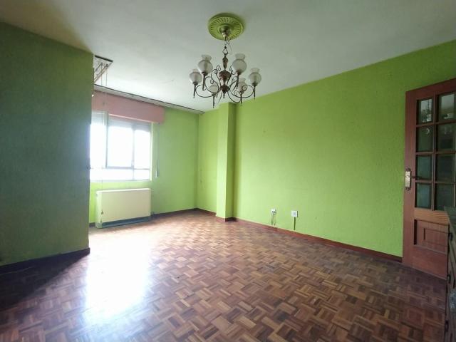 VENTA APARTAMENTO ZONA PICOTUERTO EN PONFERRADA