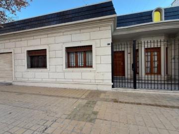 Venta Apto Crédito Hipotecario Casa Céntrica 16 Metros De Frente 388m2 Terreno