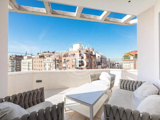 Venta Atico reformado en Goya 228m² Madrid