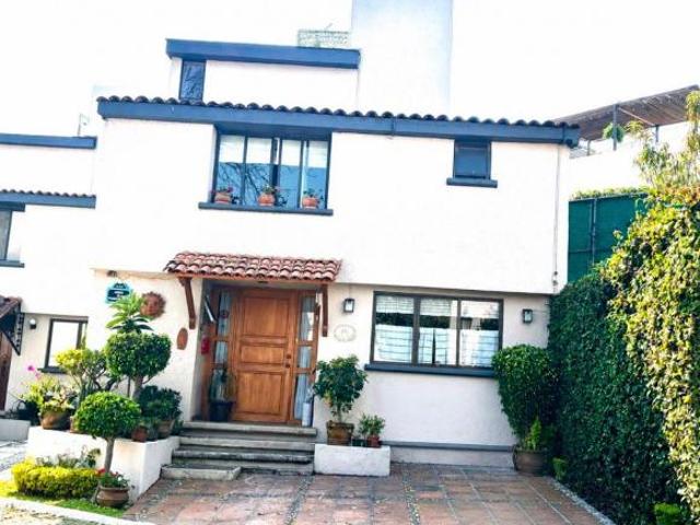 VENTA: BELLA CASA EN CONDOMINIO, SEGURIDAD Y PRIVACIDAD