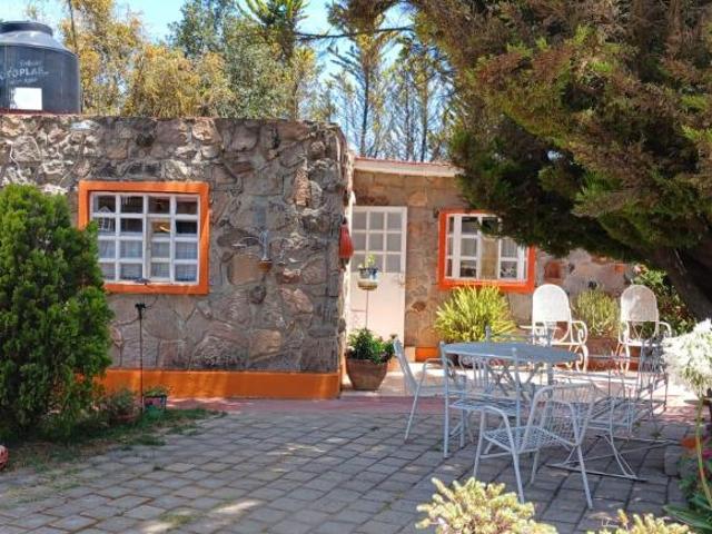Venta Cabaña con jardínes y kiosco