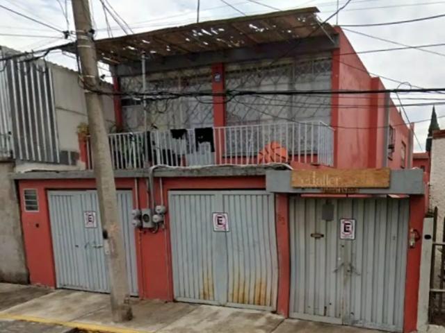 VENTA CASA: MEDICOS #23, Colonia El Sifón, C.P. 09400, Delegación Iztapalapa, DF / CDMX