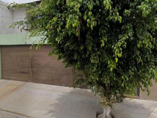 VENTA CASA MENDELSHON 118, FRACC. LEON MODERNO, LEON GTO A S F J P
