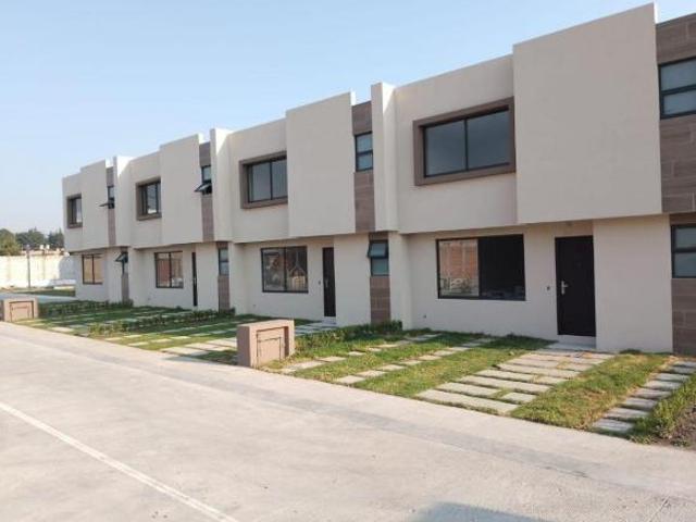 VENTA CASA NUEVA EN ÁMBAR RESIDENCIAL, LA CRESPA. TOLUCA, EDO DE MEX