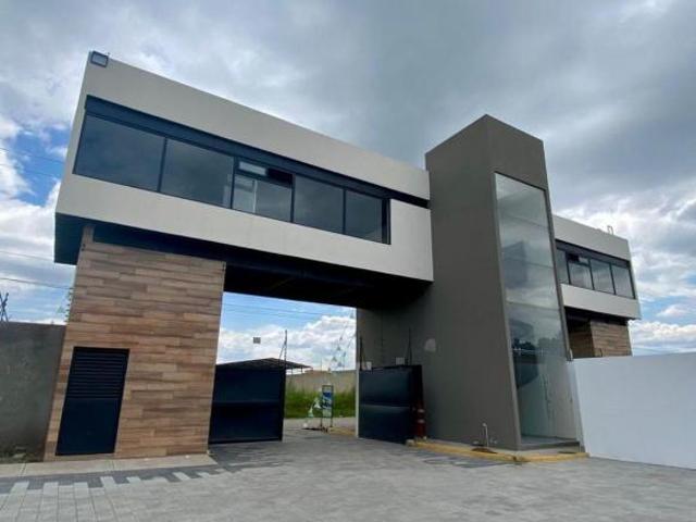 VENTA casa nueva RESIDENCIAL LAURELES, METEPEC