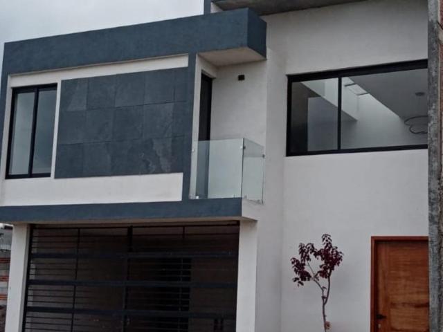 VENTA CASA NUEVA ZONA VW FINSA