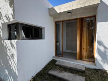 Venta Casa A Estrenar 3 Dormitorios 3 Baños Quincho Fondo Cochera Santa María De Oro A Una Cuadra De Av. Libertador