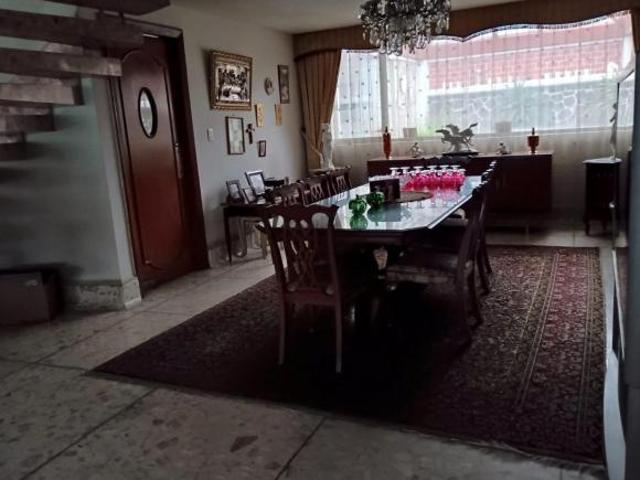 VENTA CASA AL SUR EN CERRADA CALLE AJUSCO, EXCELENTE METRAJE AL LADO DE PERIFERICO