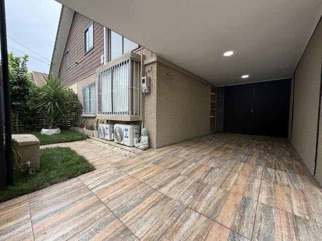 VENDEMOS CASA REMODELADA EN HACIENDA ÑUBLE