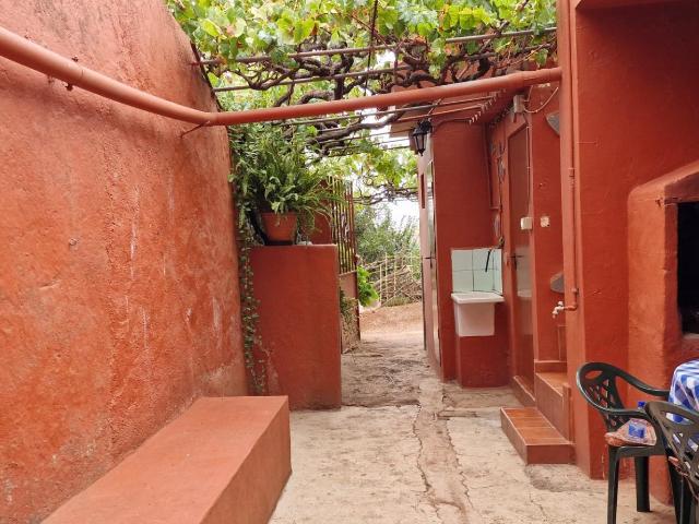 VENTA CASA CUEVA EN GALDAR