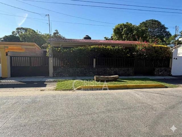 VENTA CASA COL. LA BARRA