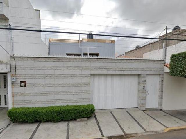 Venta/ Casa Col. Residencial Zacatenco