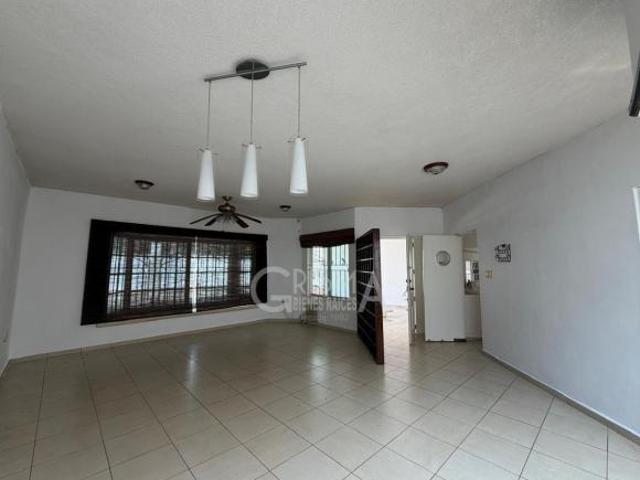 VENTA CASA, COL. RUIZ CORTINES