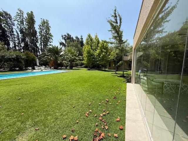 Venta Casa Colina Condominio Algarroba de Chicureo