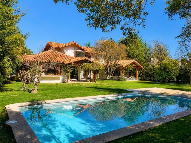 Venta Casa Colina Condominio Las Pircas chicureo