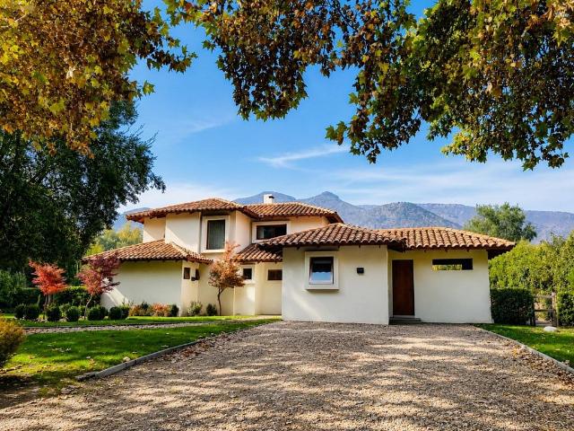 Venta Casa Colina Condominio Las Pircas, Chicureo