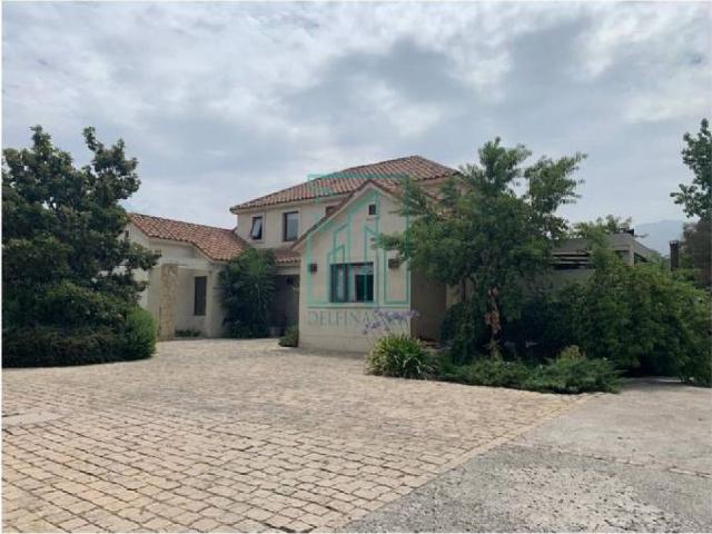 Venta Casa Colina condominio polo i