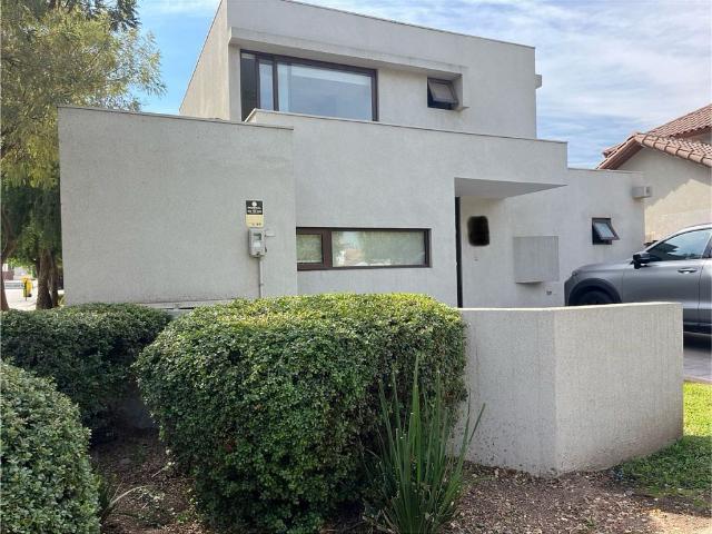 Venta Casa Colina Condominio Taiquén I