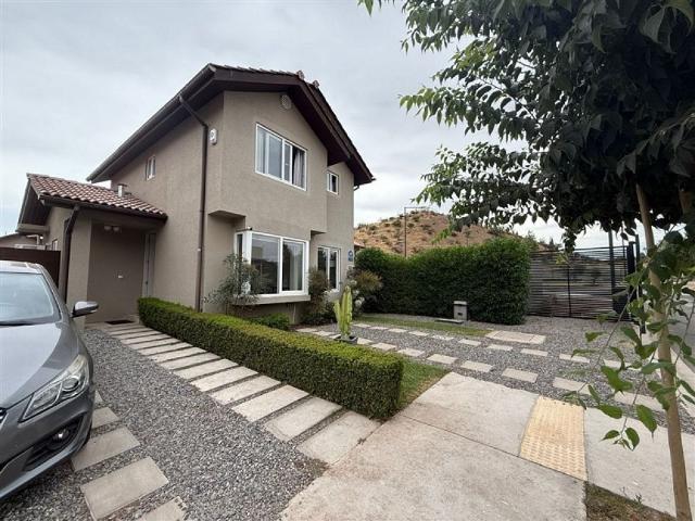 Venta Casa Colina Laguna Ayres de Chicureo