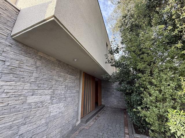 Venta Casa Colina Laguna Piedra Roja