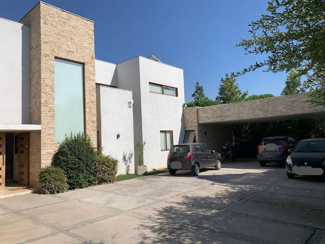 Venta Casa Colina Las Canteras de Chicureo