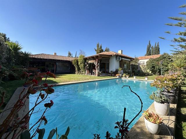Venta Casa Colina Piedra Roja