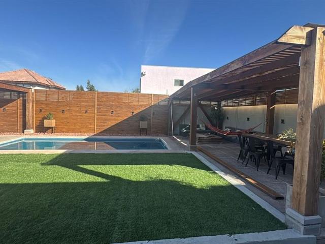 Venta Casa Colina Santa Elena Ecourbe / Colegio Pumahue