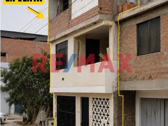 Venta Casa Como Terreno De 140 M² En Villa El Salvador