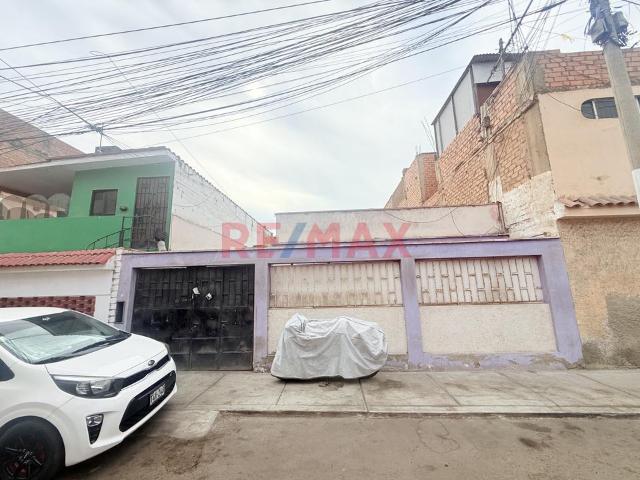 Venta Casa Como Terreno En Chorrillos Gran Oportunidad De Inversión