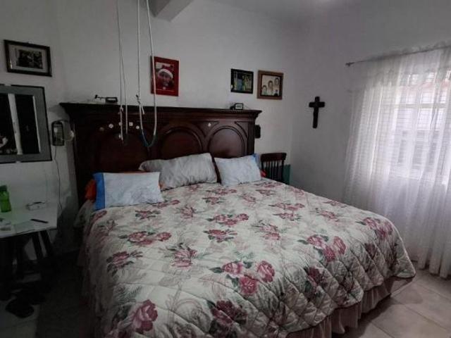 Venta Casa con 4 recámaras en Venustiano Carranza