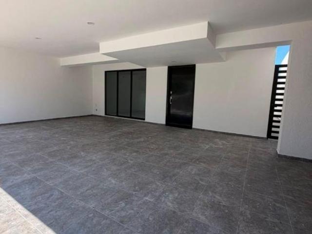 VENTA CASA CON VISTA A LA LAGUNA DE MANDINGA