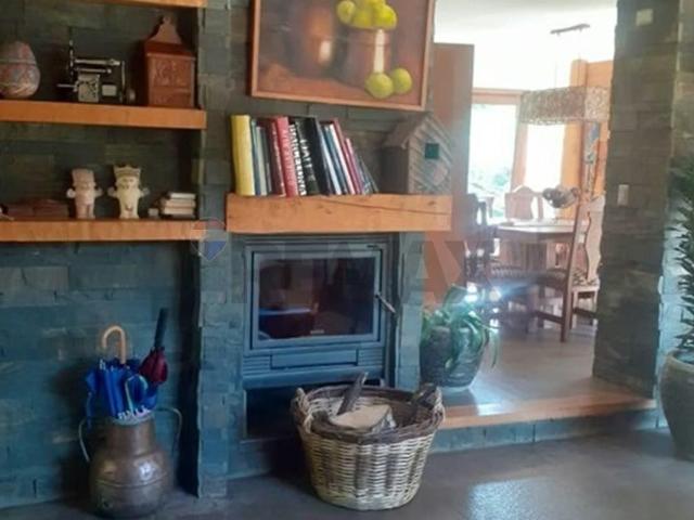 Venta casa con cabaña en huife pucón | 5 dormitorios por 12700.00 en Pucón