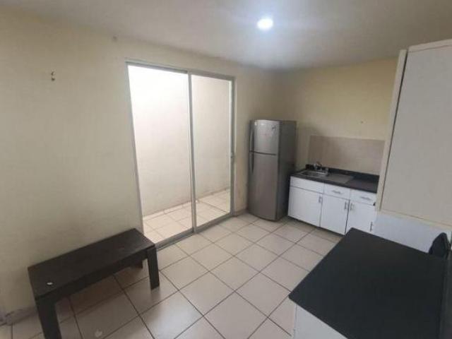 VENTA CASA CON CONSULTORIO EN UNIÓN POPULAR SOLIDARIA MORELIA CAS_5260 MOR/CM