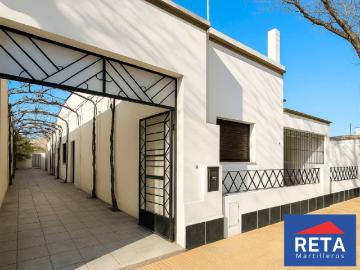 Venta. Casa Con Gran Terreno En Zona Céntrica 600 M2 De Oportunidad. Apta Crédito Hipotecario