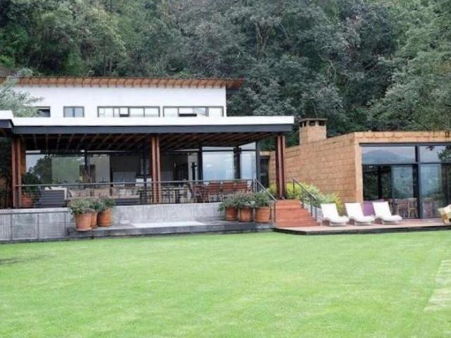 Venta casa con hermosa vista Valle de Bravo