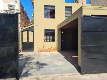 Venta Casa Duplex 3 Dormitorios, Cochera Cubierta, Listo Para Mudarse. Rivadavia