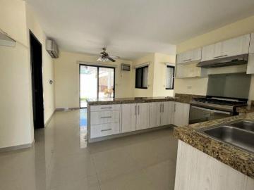 VENTA CASA DE OPORTUNIDAD EN LA ISLA MÉRIDA