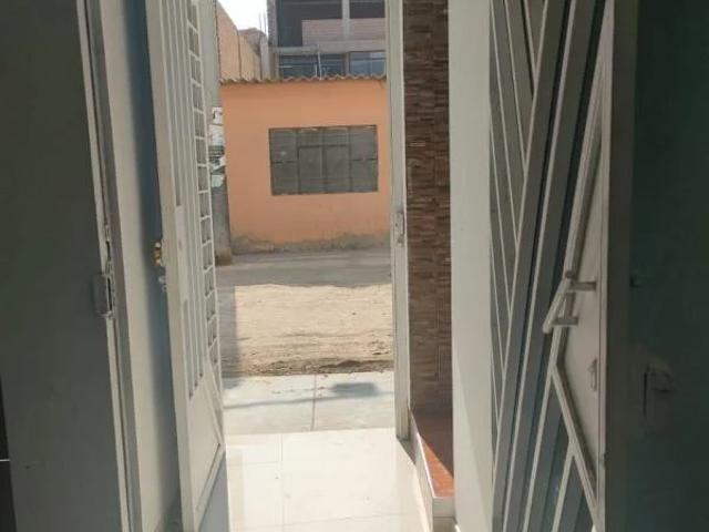 Venta Casa de Estreno Pisos en La Unin Pomalca Chiclayo