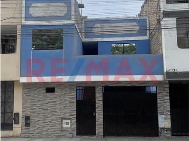 Venta Casa De 2 Pisos San Martin De Porras