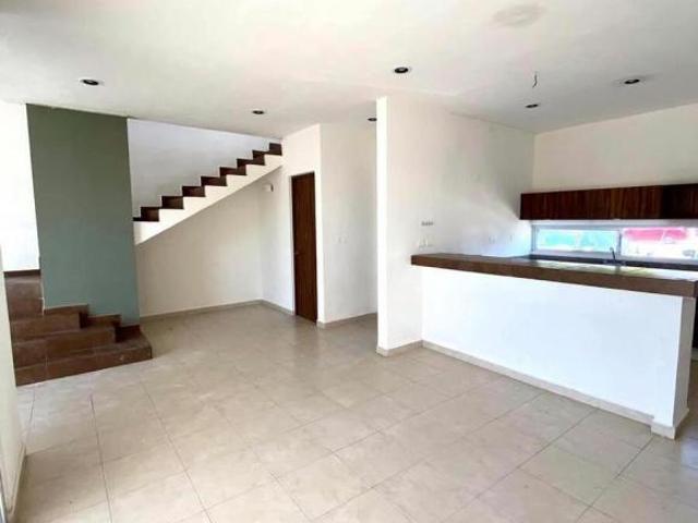 VENTA CASA DE 2 RECÁMARAS Y PATIO INFONAVIT Y FOVISSTE EN LAS AMERICAS PRIVADA