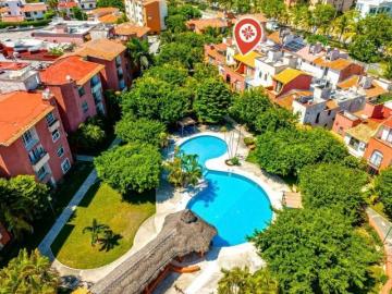 Venta Casa de 3 Niveles 4 Recs Alberca Privada Cerca de Zona Hotelera