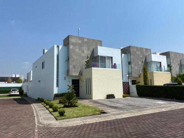 Casa en venta, Metepec Residencial Foresta en privada y esquina
