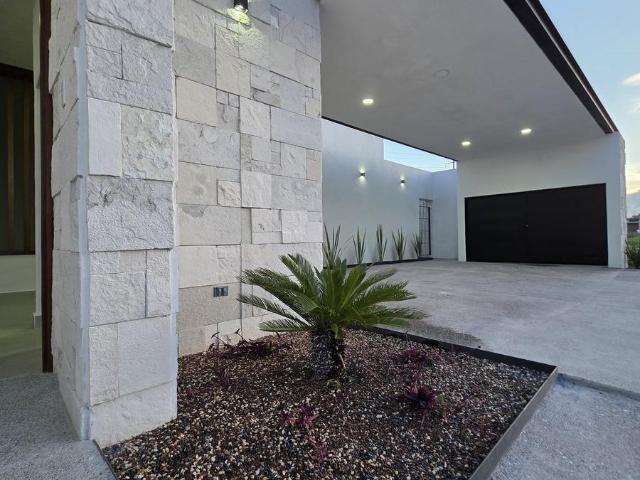 CASA EN VENTA EN MONTORO RESIDENCIAL AL NORTE DE LA CIUDAD BI