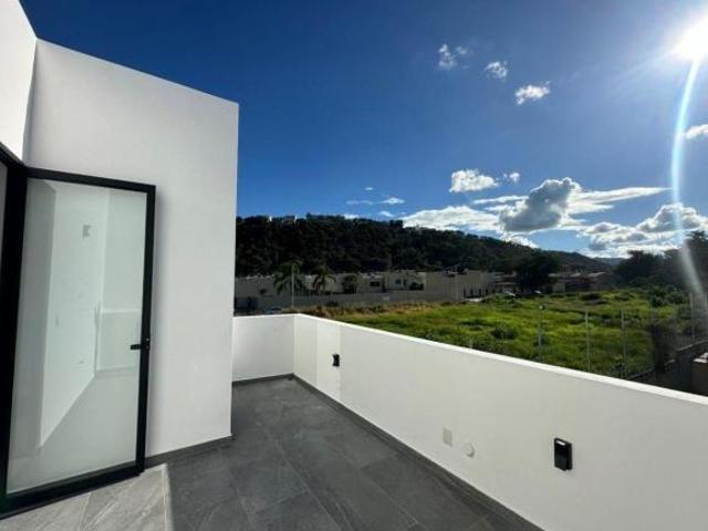 Se vende casa a una cuadra de Av. Mariano Otero | Zona el Fortín
