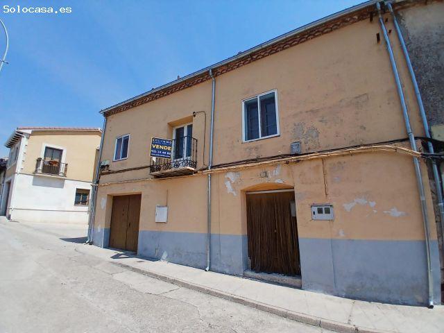 Venta casa en Cuéllar Segovia. Plaza del Salvador. Ref.2051